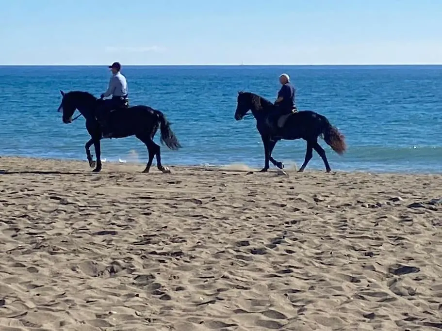 דירות קסרס Mare E Golf